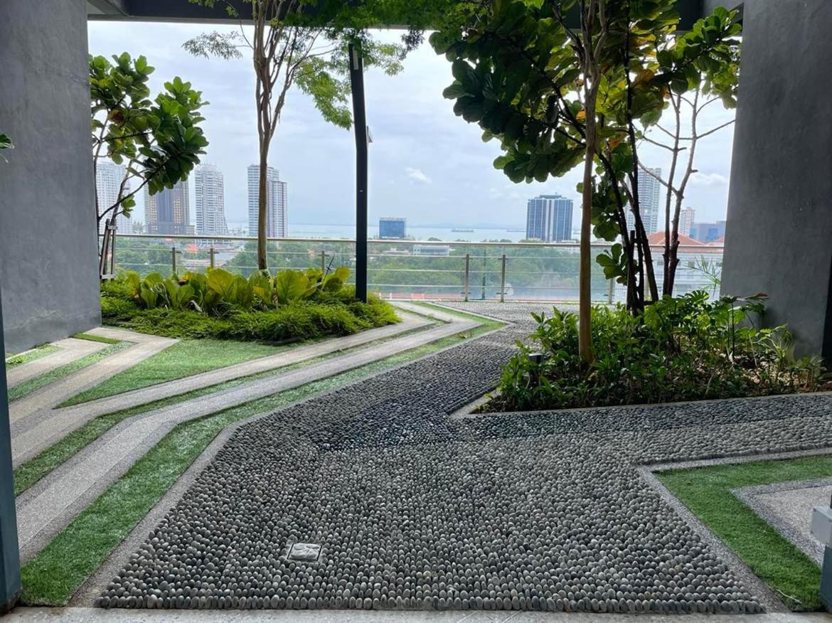 The Pine, 3Br Seaview By Wstay @ Tropicana 218 Macalister Τζωρτζ Τάουν Εξωτερικό φωτογραφία